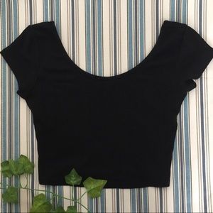 Basic Black Scoop Neck Crop Top